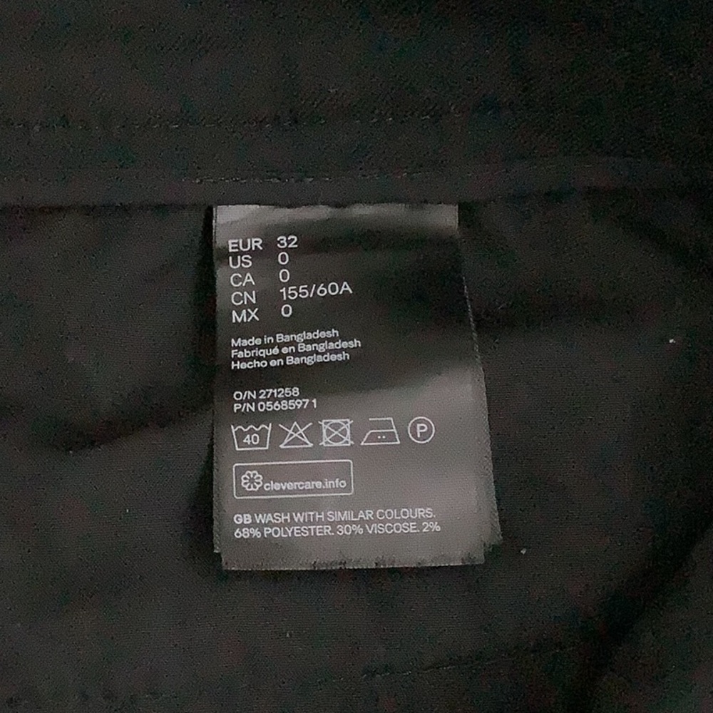 H&M BUSINESS CASUAL DRESS PANTS - Picture 6 of 6